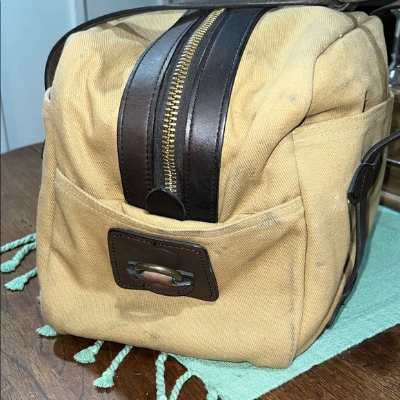 Filson Small Rugged Twill Duffel Bag in Camel Color - Picture 5 of 14